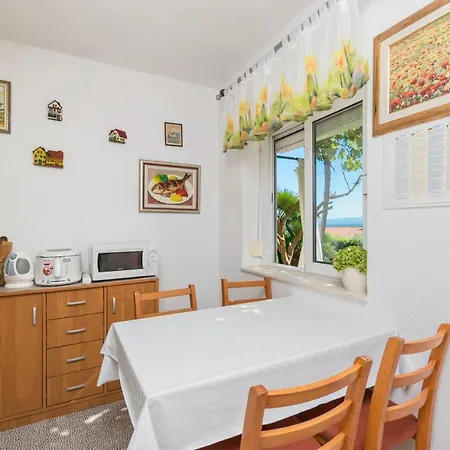 Slavomir Apartment Trogir