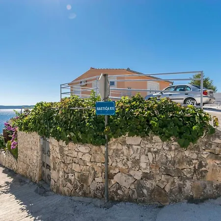 Apartment Slavomir Trogir