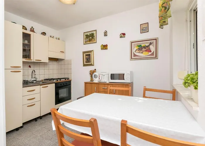 Slavomir Apartament *